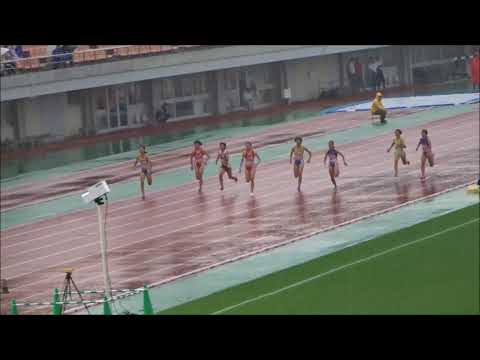 愛媛県高校新人大会2017・女子100m決勝、1着：川中葵琳（松山東高）12秒10 ※大会新記録