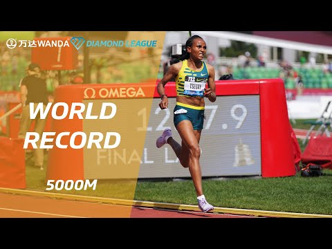 Gudaf Tsegay SMASHES 5000m world record at Eugene final - Wanda Diamond League 2023