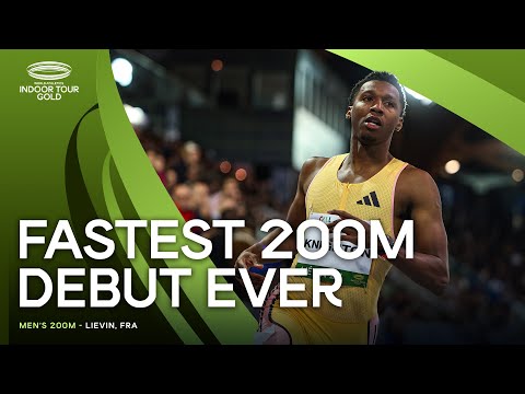 Erriyon Knighton storms to fastest indoor 200m debut in history 🔥 | World Indoor Tour 2024