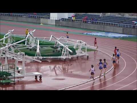 愛媛県高校新人大会2017・女子800m決勝、1着：藤田真優（八幡浜高）2分17秒98
