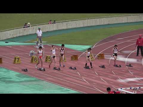 20180414153249 MCG県記録会招待女100ｍH第2清山ちさと (いちご) 13&quot;30 宮崎県新