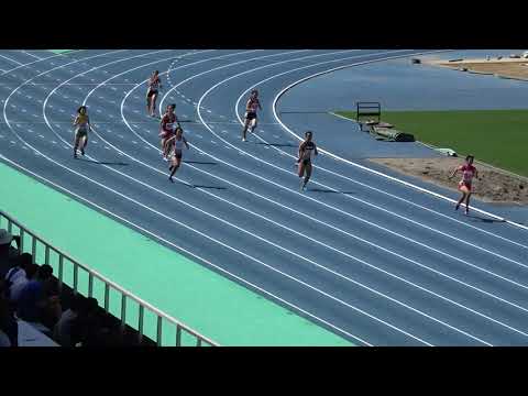 20180916101412県高校新人大会女200ｍ予選6組 有田 奈央