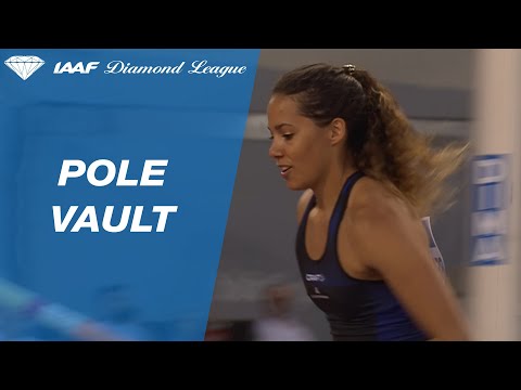 Angelica Bengtsson sets a national record in the Rome pole vault - IAAF Diamond League 2019
