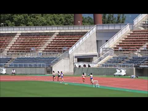 愛媛県高校陸上新人大会2017中予地区予選・女子800m予選2組、1着：和泉成美（松山商高）2分33秒95