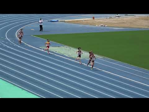 20180915105426県高校新人大会女800ｍ予選7組 那須 愛生