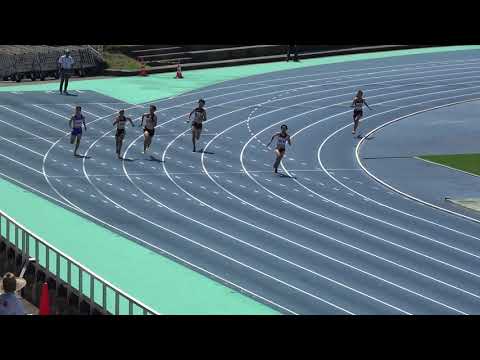20180916122227県高校新人大会女200ｍ準決勝3組 中村 真実