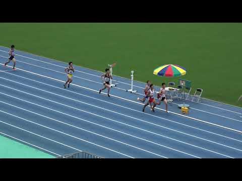 20180915110450県高校新人大会男800ｍ予選1組 濱田 兼輔