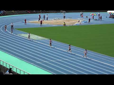 20180915103425県高校新人大会女800ｍ予選3組 福嶋 遥