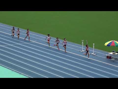 20180915133510県高校新人大会女800ｍ準決勝1組 末山 優珠